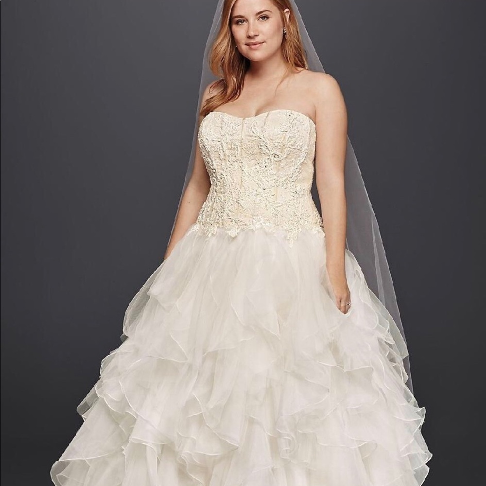 Oleg Cassini Wedding Dress